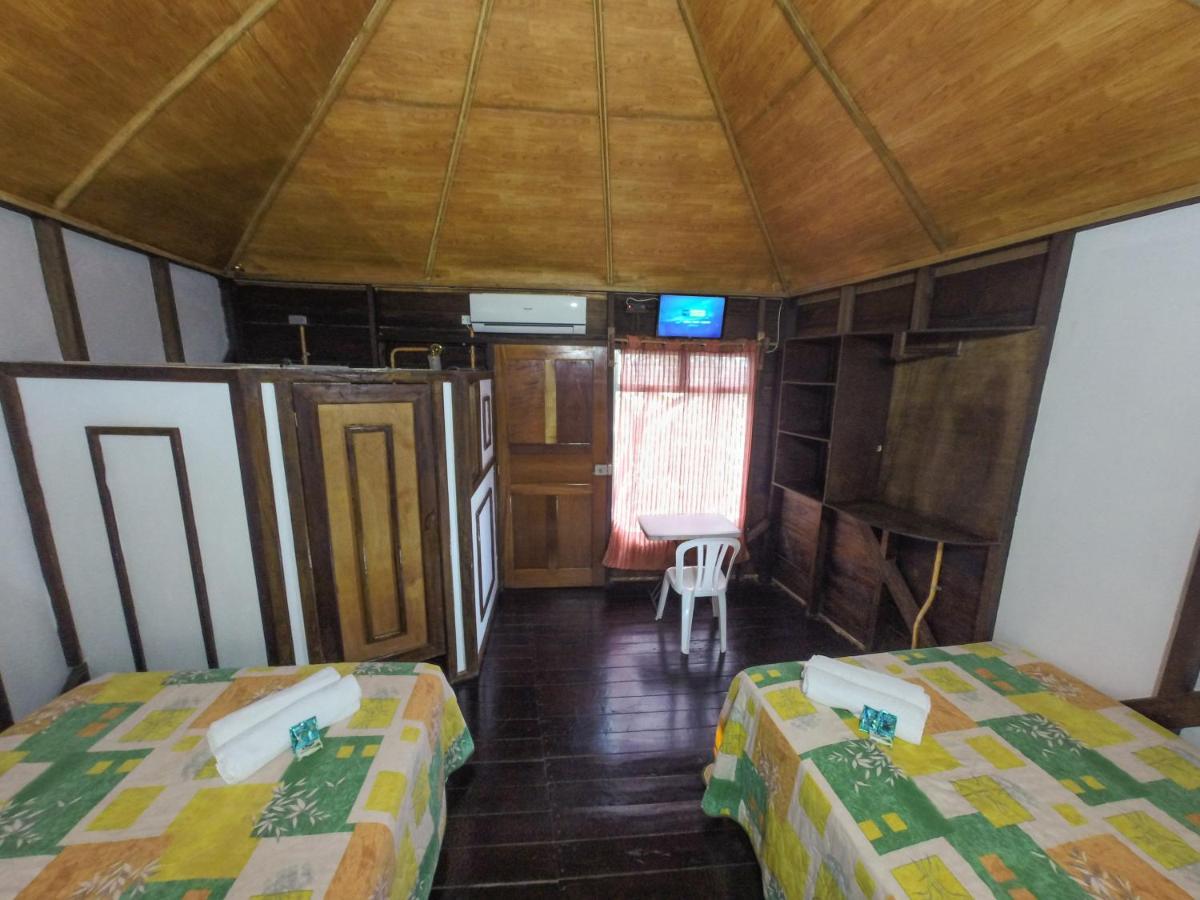 Chalet Castillo El Estor Kültér fotó